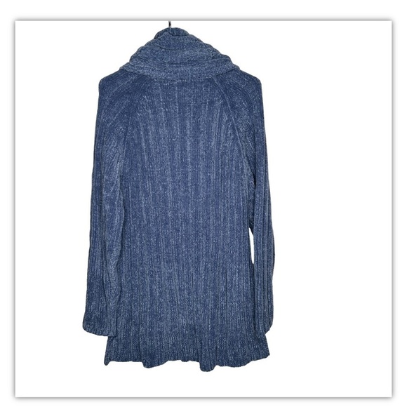 OUTSIDE ADDITIONS WOMEN'S PLUS 1X Blue PurpleCHENILLE SWEATER TOP And Scarf - Picture 3 of 3